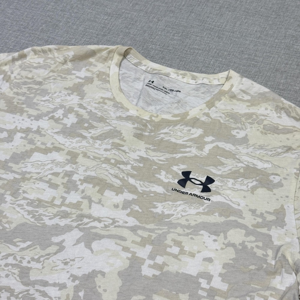 Under Armour Camouflage T-Shirt Mens 2XL Beige Military Short Sleeve Crew Neck